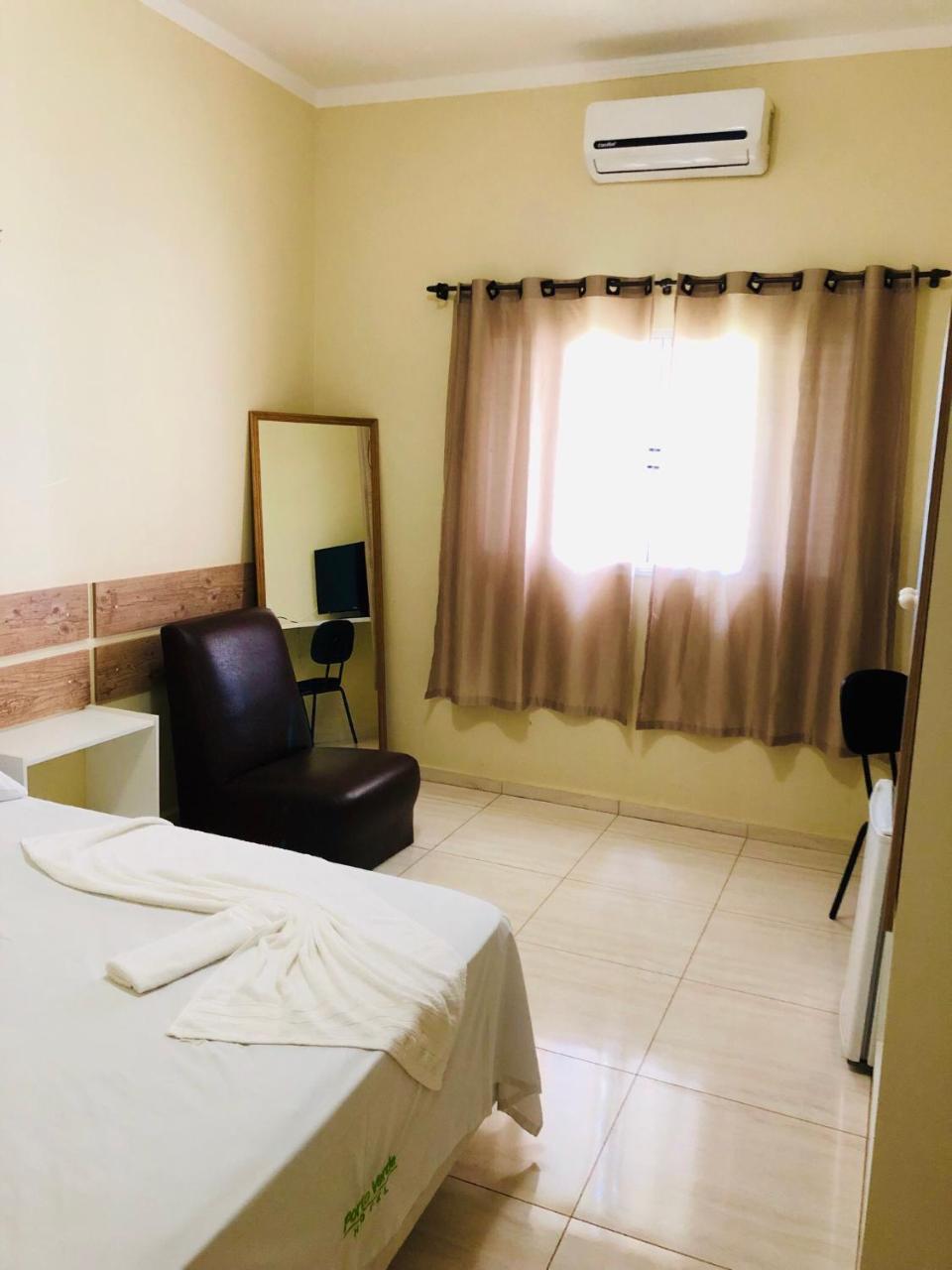 Porto Verde Hotel 林斯 外观 照片